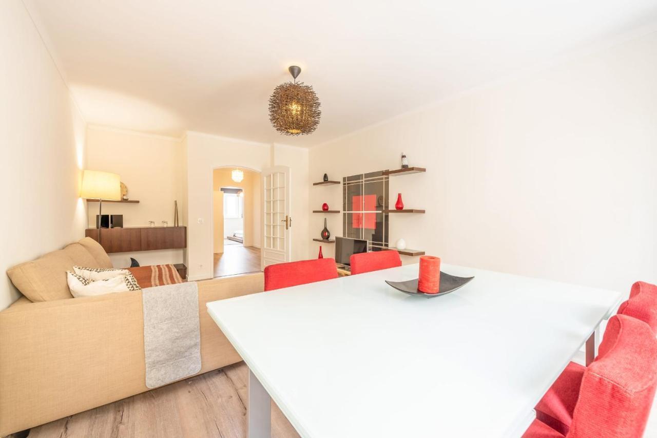 카르카벨로스 Guestready - Minimalist Downtown Apt With Terrace 아파트 외부 사진