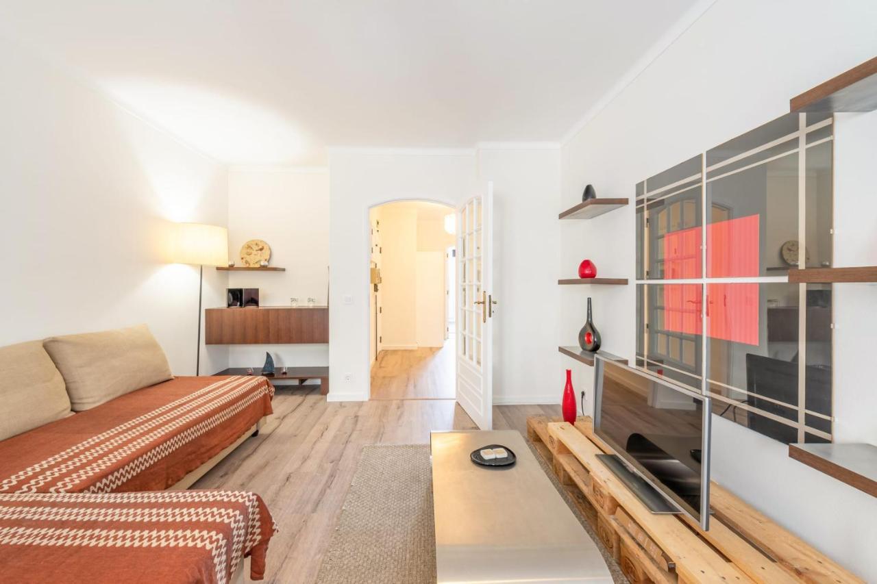 카르카벨로스 Guestready - Minimalist Downtown Apt With Terrace 아파트 외부 사진